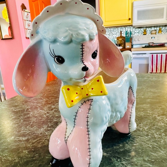 Vintage 1956 Lamb Planter Reliable Glassware
Pottery 512 B - Picture 3 of 8